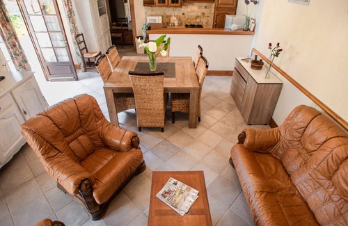 Prats-du-Perigord Casa | Child-friendly house with large garden
