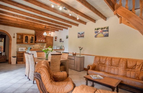 Prats-du-Perigord Casa | Child-friendly house with large garden