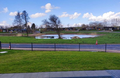 Suesel Chalet De Esquí | Child-friendly vacation home Chaletpark Süsel - right next to the wakeboard facility