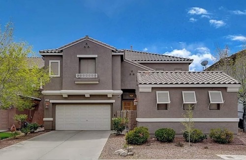 Enterprise Casa | Chill Charming 1or 2 PRIVATE BEDROOMS available ---Stunning View
