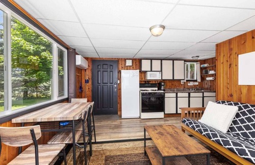 Chippewa Lake Cabina | Chippewa Bluffs Resort Combined 3BR 3BA Cabins