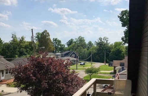 Chippewa Lake Casa | Chippewa Lake Retreat! Hot Tub!