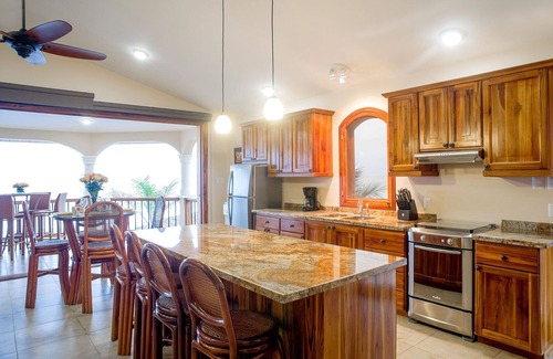 Manglaralto Apartamento | ¡Elija Sunset Villa si no espera nada más que lo mejor de sus vacaciones en la playa!