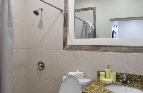 Molynes Gardens Casa | Choose To Be Happy at Gardens of Blissett # 3 - Studio Apartment