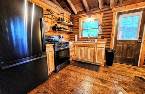 Mid America Cabina | Chris's Cozy Cabin
