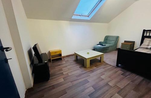 Frameries Casa | Christalsuite