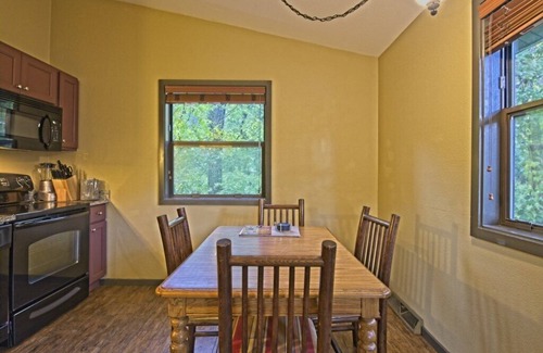 Wisconsin Dells Cabaña | Christmas Mountain Village™ - 2 Bedroom Cottage