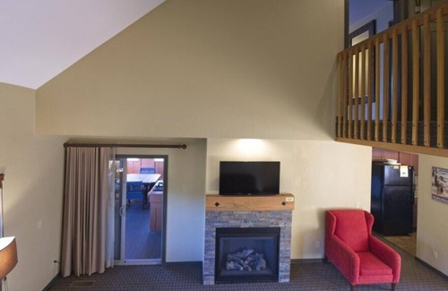 Wisconsin Dells Villa | Christmas Mountain Village™ - 2 Bedroom Villa