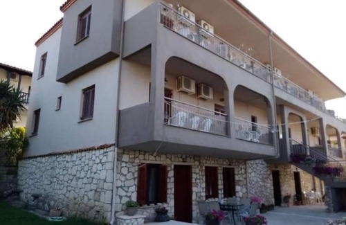 Afytos Apartamento | Christopher Apartments