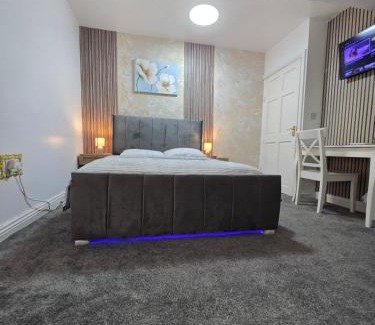 Bradford Casa | CHUB Luxury Ensuite
