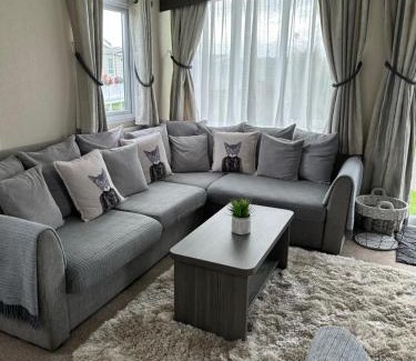 Pagham Casa | Church Farm Holiday Home