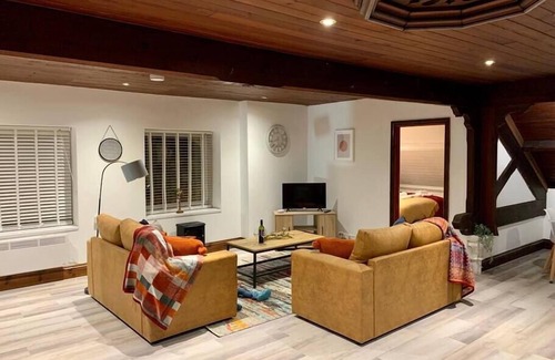 Cwm Frwd Oer Apartamento | Church Heights by Flying Stays