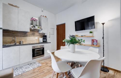 Ciampino Apartamento | Ciampino Luxe -15min Termini, Airport and Train Station -