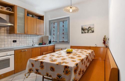 Dorsino Apartamento | Ciclamino Superior Otto