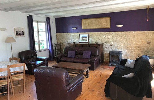 Ernes Otro | Ciderpress 6-bedroom house set in 1 hectare of gardens with pool and lake