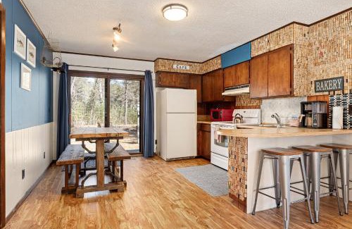 Beulah Casa | Cinders Whispering Waters and Wilderness Escape