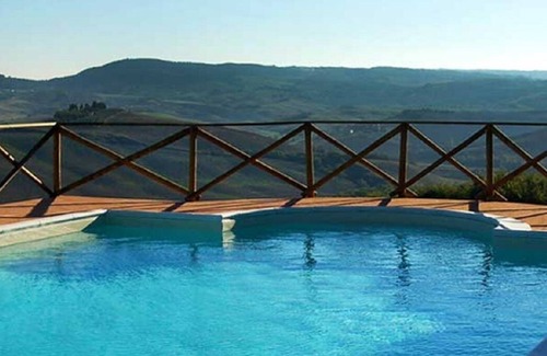 Bollano Casa | CIPRESSO APARTMENT in CASANOVA farmhouse on hills of Crete Senesi