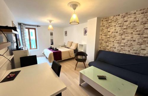 Saint-Germain-en-Laye Apartamento | City Center - Duplex Studio - Close to RER