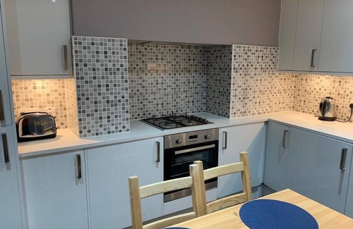 Haringey Casa | Triple-Baño compartido-1