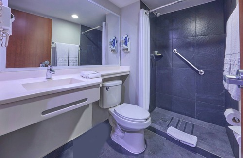 Iztapalapa Hotel | City Express by Marriott Ciudad de México Plaza Central