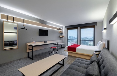 Minerales Hotel | City Express by Marriott Guadalajara Aeropuerto