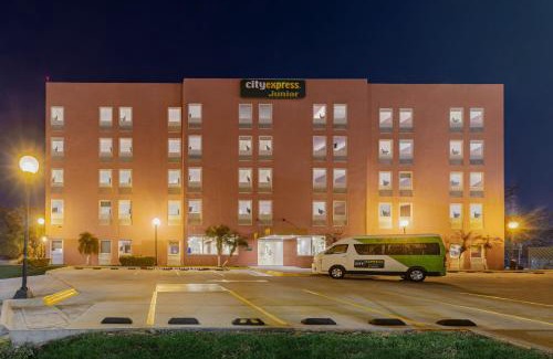 Tuxtla Gutiérrez Hotel | City Express Junior by Marriott Tuxtla Gutierrez Poliforum