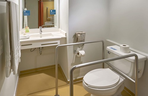 Toluca Hotel | City Express Junior by Marriott Toluca Zona Industrial