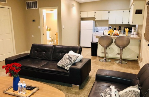 Alhambra Casa | Acogedora Central Phoenix 1 Bd Guesthouse