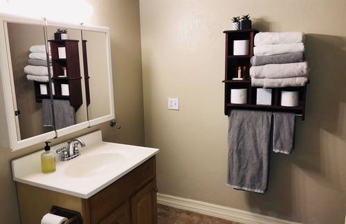 Alhambra Casa | Acogedora Central Phoenix 1 Bd Guesthouse