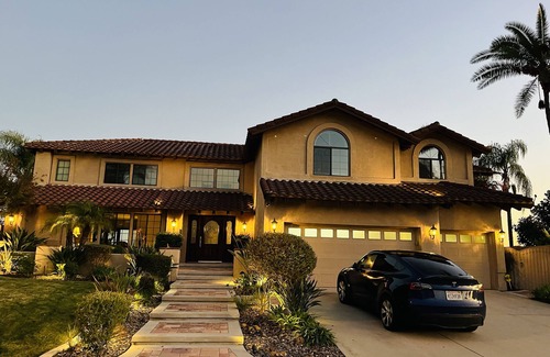 Valle Lindo Apartamento | City lights landscape high-end mansion