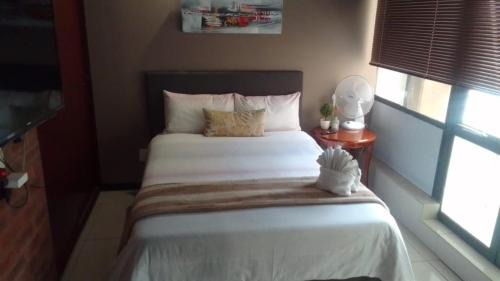 Braamfontein Apartamento | City living near Nelson Mandela bridge & Wits Uni