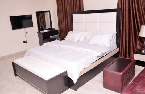 Ajah Hotel | City Nest Hotel