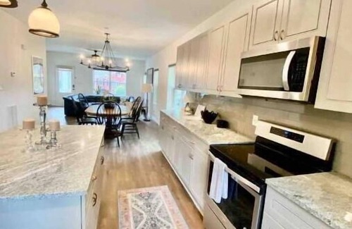 Hapeville Casa | City Oasis for Mid to Long Stays