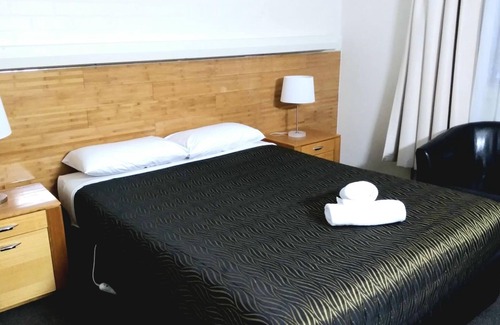 Wagga Wagga Hotel | City Park Motel & Apartments