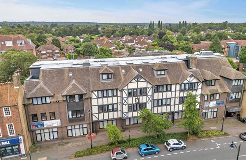 Sutton Apartamento | City Service Lets | New London 2Bed With Parking | Long Stays Welcome