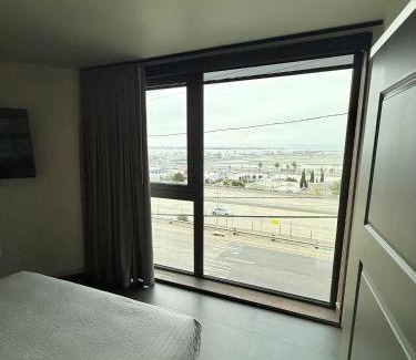 Middletown Hotel | City24 Condo Hotel Little Italy Mission Hills