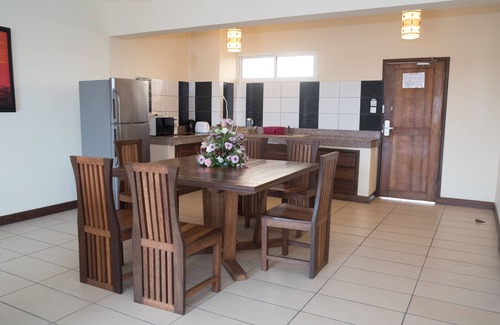 Mombasa Hotel | CityBlue Creekside Hotel & Suites, Mombasa