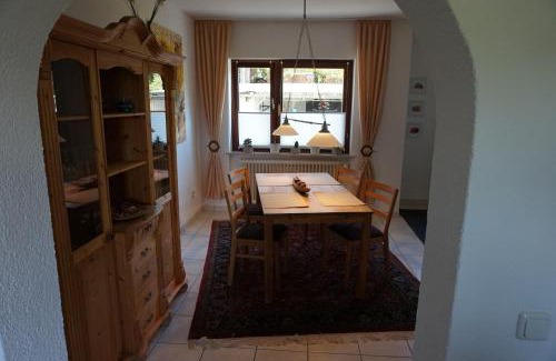 Niederberg Apartamento | Citynahe Wohnung Festung Ehrenbreitstein 65m² mit großem Garten