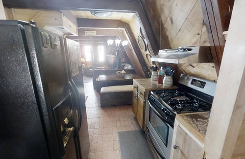 Red River Cabina | Cabaña A, en la ciudad, a poca distancia de todo, cerca de la zona de esquí y verano