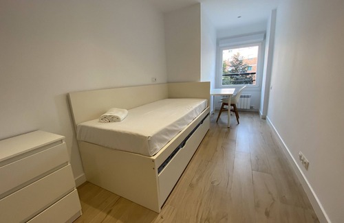 Ermitagana Apartamento | Clínica Universitaria y Hospitales - G