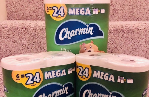 Tantalus Apartamento | CLA - 2 habitaciones / y baño privado con cocina en el área de Kakaako con lanai