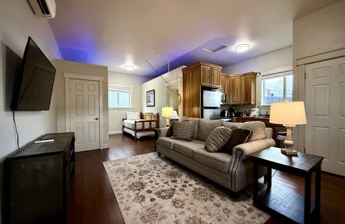 Baker City Apartamento | Claim Jumpers Cottage, Sleeps 4 w/ Sauna! Local Golfing 50% Off!