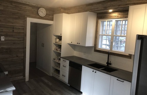 Cote-Des-Neiges—Notre-Dame-De-Grace Casa | Clanranald Stables Historical and modern