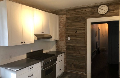 Cote-Des-Neiges—Notre-Dame-De-Grace Casa | Clanranald Stables Historical and modern