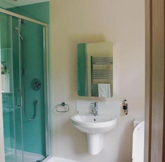 Dormansland Cama Y Desayuno | Claridge House Retreat Centre