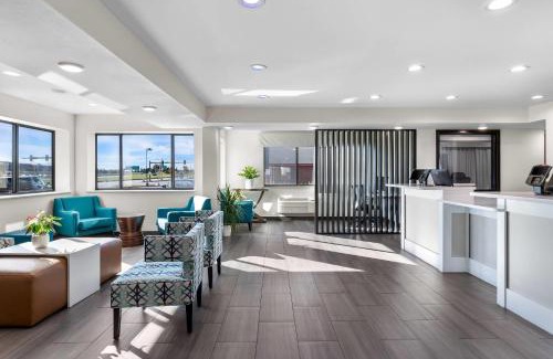 Milwaukee Hotel | Clarion Pointe Milwaukee Airport