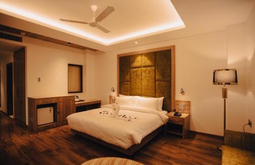 Bullawala Hotel | Clarks Inn Express, Dehradun