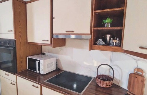 Sivritos Apartamento | Classic 3-bedrooms apartment with swimming pool in Meronas