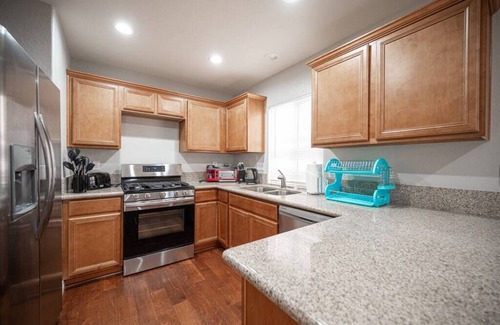 Enterprise Villa | This villa is a 4 bedroom(s), 2.5 bathrooms, located in Las Vegas, NV.