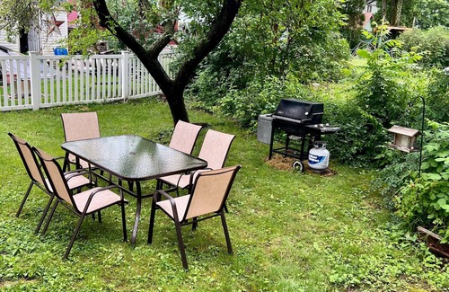 Dover Apartamento | Classic Boutique Farmhouse - Walk to Town - Historic Charm